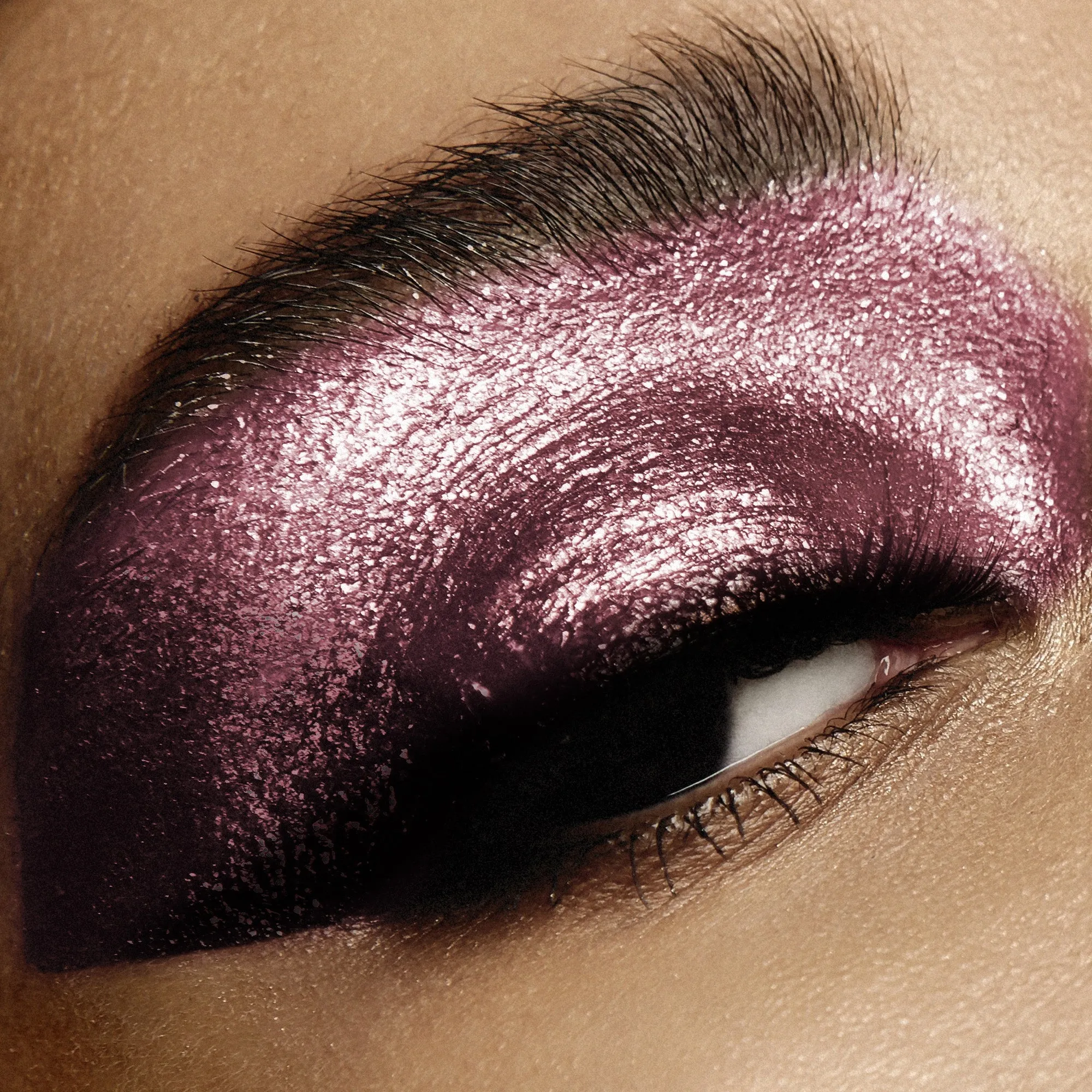EYE/DAZZLE - The Liquid Metallic Eyeshadow