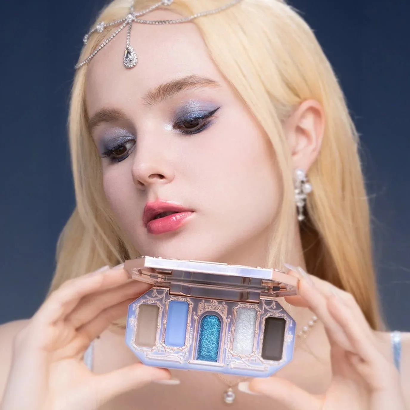 Flower Knows Moonlight Mermaid Five-Color Jewelry Eyeshadow Palette #05