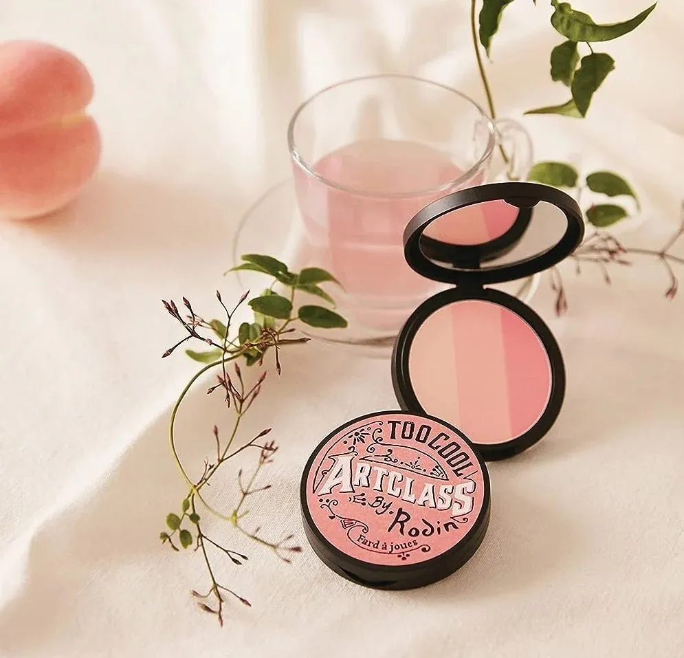 TOO COOL FOR SCHOOL Artclass By Rodin Blusher 9.5g - #De Peach